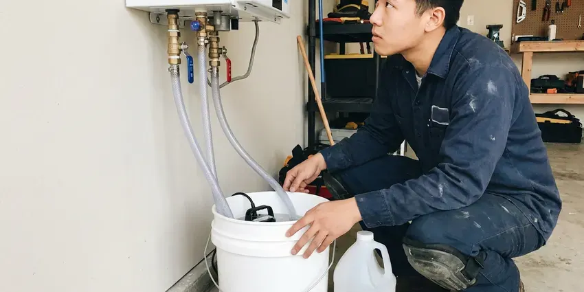 Tankless Water Heater Maintenance in Philadelphia